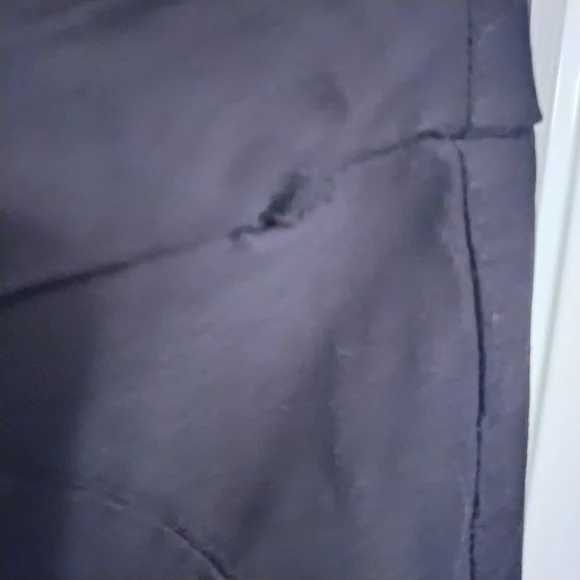 Simply Vera Vera Wang Black Skinny cigarette pant size L - Picture 4 of 4